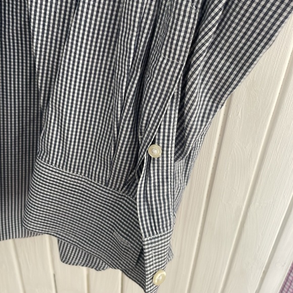 Button down - Picture 5 of 6